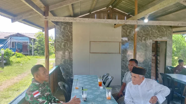 Babinsa Air Payang Ajak Warga Jaga Kesehatan