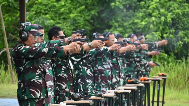 Lanud RSA Natuna Gelar Latihan Menembak Bulanan