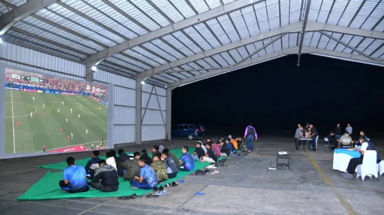 Lanud RSA Natuna Gelar Nobar Bola Gembira untuk Masyarakat