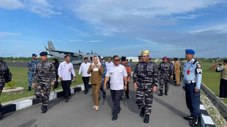 Menko Polkam RI Berikan Arahan saat Melaksanakan Kunker di Natuna