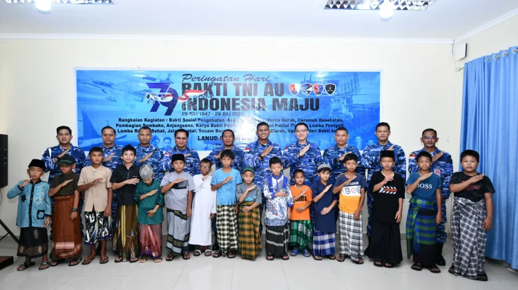 Hari Bakti TNI AU ke-79, Lanud RSA Natuna Gelar Khitanan Massal