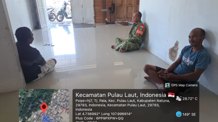 Babinsa Tingkatkan Komsos Dengan Warga
