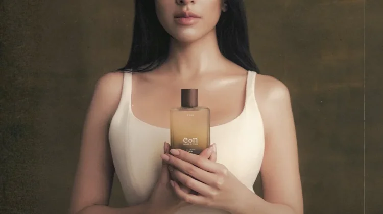 Brand Lokal HMNS, Gandeng Amanda Zahra untuk Parfum Essence of The Night Terbaru