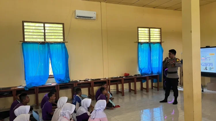 Bhabinkamtibmas Polsubsektor Subi Edukasi Bahaya NAPZA dan Bullying
