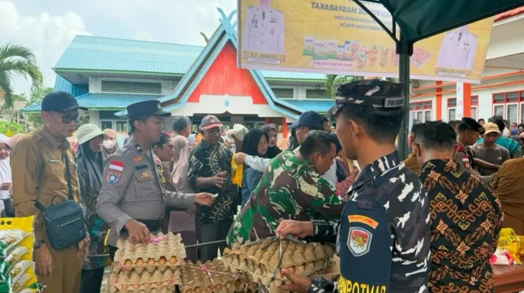 Babinsa Koramil 03/Sedanau Hadiri Kunjungan Bupati Natuna