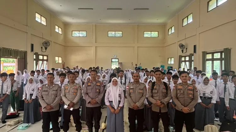 Satbinmas Polres Natuna Edukasi Anti Bullying kepada Siswa