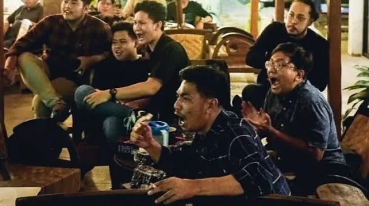 Terapkan Pola Makan Sehat agar Tubuh Tetap Bugar usai Begadang Nobar,