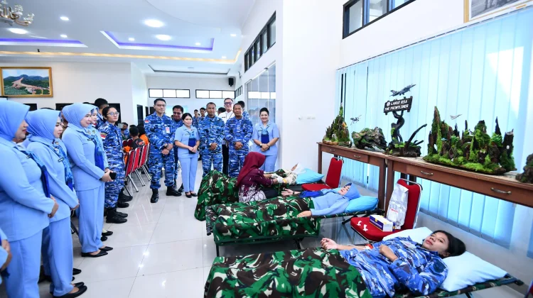 Lanud RSA Kumpulkan 72 Kantong Darah di Hari Bakti TNI AU Ke-79