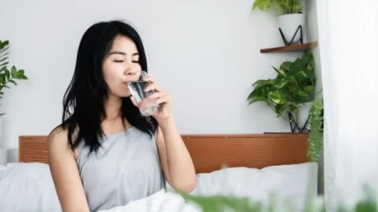 Manfaat Minum Air Putih setelah Bangun Tidur
