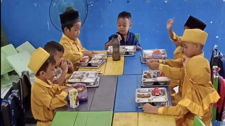 SPPG Batu Hitam Kembali Salurkan Program MBG