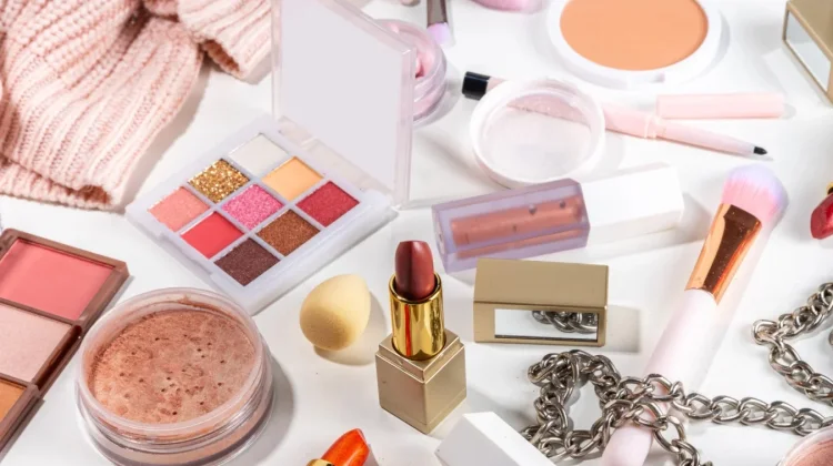 Jangan Abaikan! Kosmetik Kedaluwarsa Bisa Picu Masalah Kulit