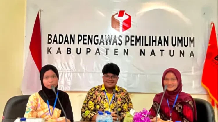 Tiga Siswa SMAN 1 Bunguran Timur Ikuti Pendidikan Pengawas Partisipatif