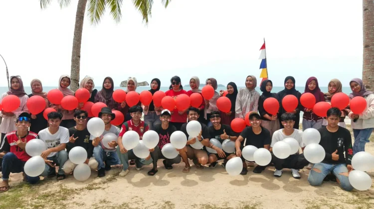 Keseruan Keluarga Besar Devon Smart Market Meriahkan HUT RI ke-81