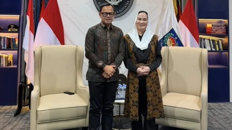 Bupati Natuna Bertemu Wamendagri Bahas Pembukaan Akses Natuna Sister City
