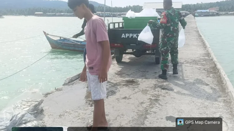 Babinsa Kadur Pererat Silaturahmi Warga