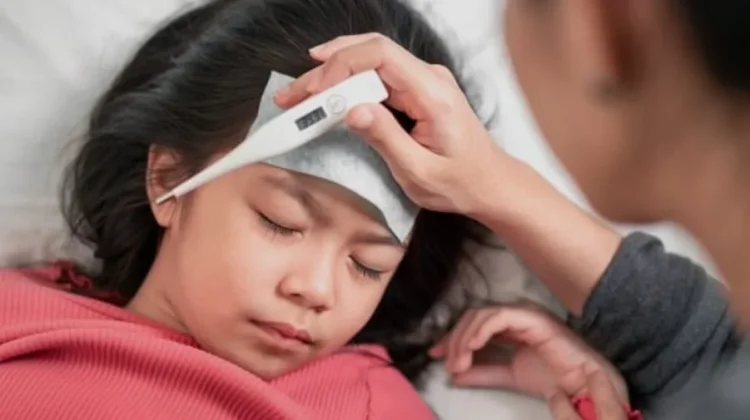 Cara Mengatasi Anak Demam Disertai Kejang