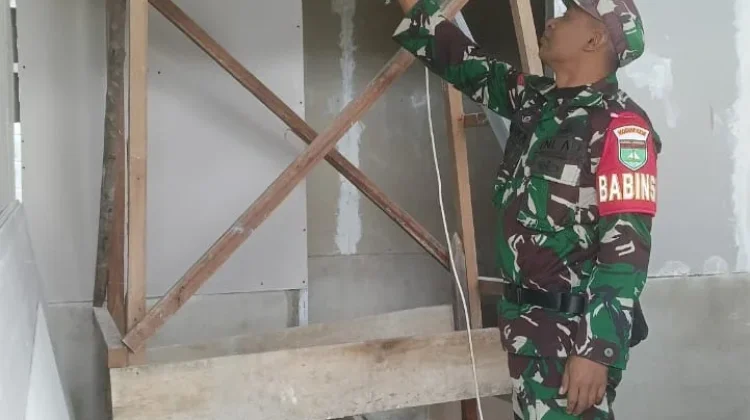 Babinsa Kadur Aktif Sambangi Warga