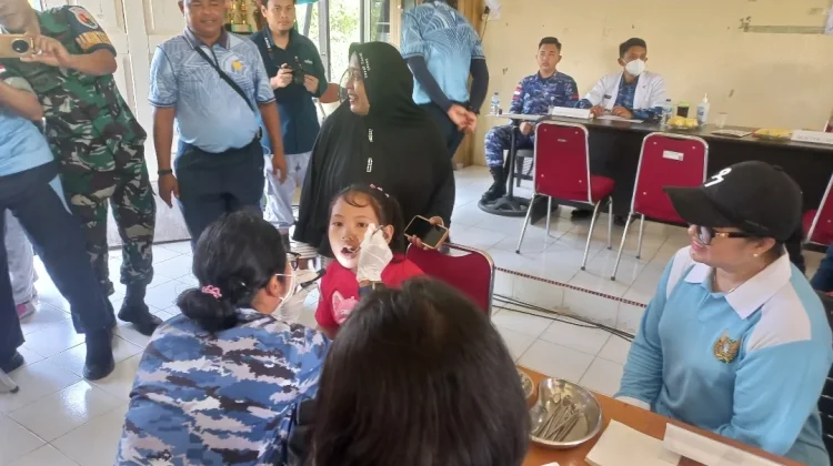 CKG di RRI Fest Bantu Warga Periksa Gigi