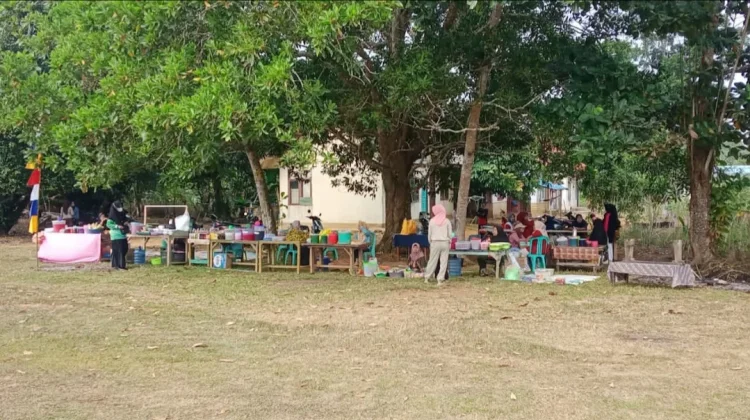 Semarak Lomba dan UMKM Batubi Jaya