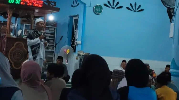 Maulid Nabi di Masjid Tsamaratul Infak Cemaga