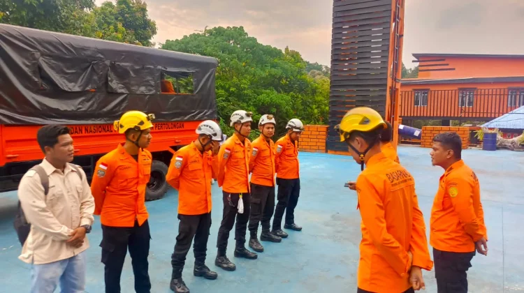 Tim SAR Natuna Cari 4 Warga Diduga Tersesat di Hutan Gunung Bedung
