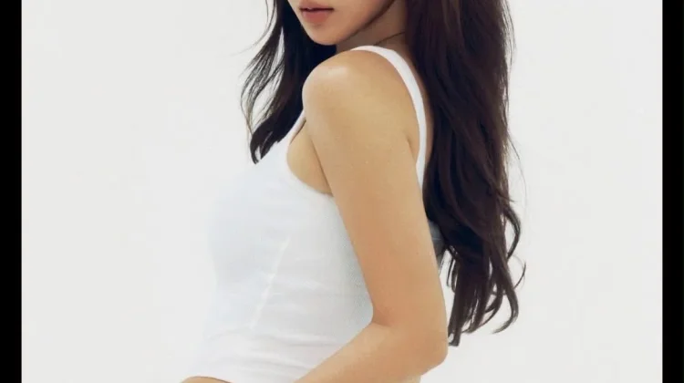 Yuri Tampil di Teaser Debut Girls’ Generation-HRS