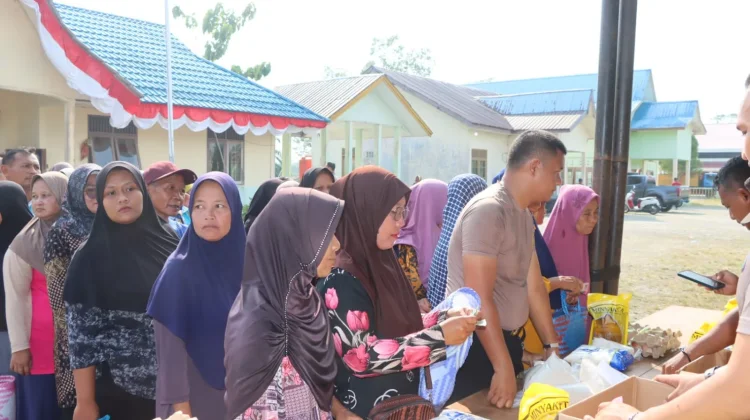Polres Natuna Gelar Gerakan Pangan Murah di Bunguran Tengah