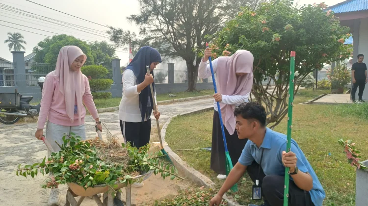 Kebersamaan dalam Jumat Bersih, Wujud Nyata Peduli Lingkungan