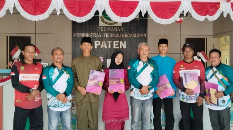 Petugas Bendera Bunguran Utara Terima Saguhati