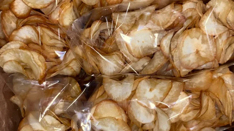 Keripik Singkong, Camilan Legend yang Masih Diminati Masyarakat