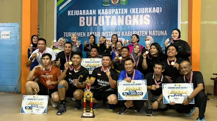 Bulu Tangkis Antar Instansi Natuna, Lanud RSA Raih Juara Ketiga