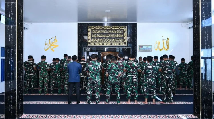 Lanud Raden Sadjad Gelar Sholat Istisqa, Doakan Natuna dan Indonesia