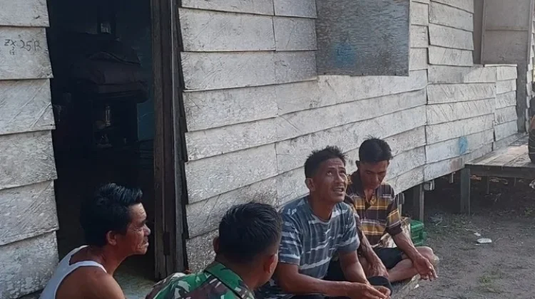 Babinsa Kadur Hadir diTengah Warga