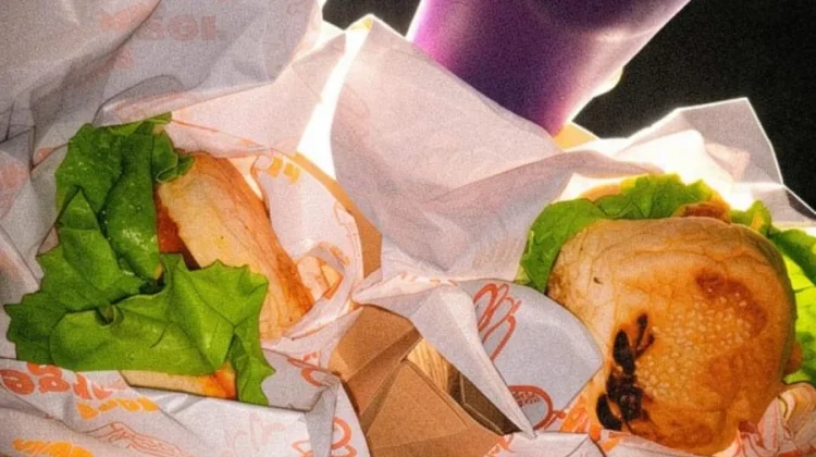 Konsumsi Makanan Enak Terbukti Dapat Mengurangi Tingkat Stres