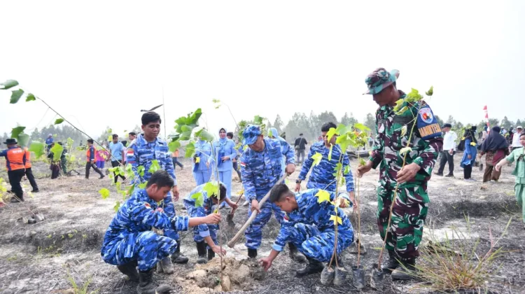 Penanaman Pohon di Batubi Sambut HUT TNI ke 81