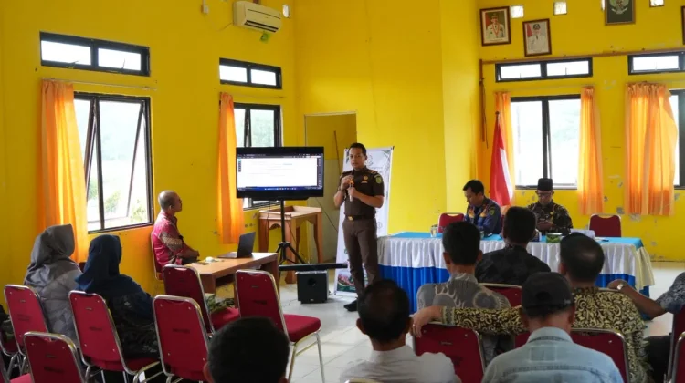 Kejari Natuna Gelar Penerangan Hukum Karhutla di Bunguran Selatan