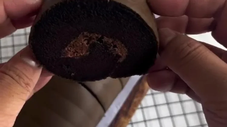 Bolu Gulung Coklat Meses