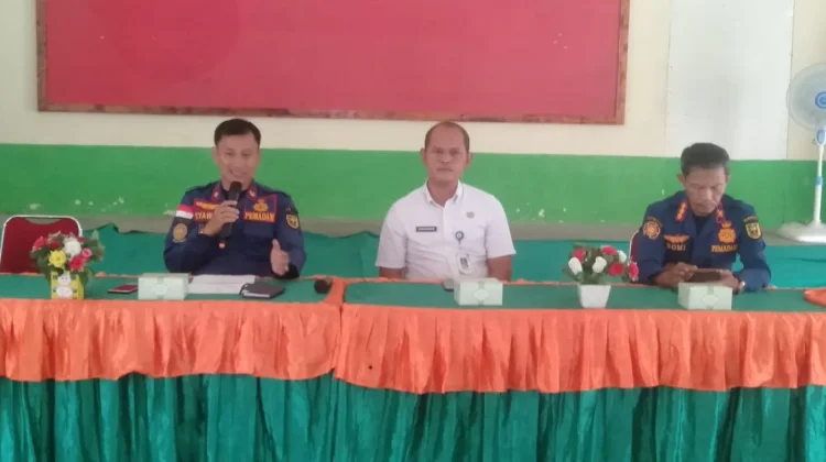 Damkar Natuna Gencarkan Sosialisasi Pencegahan Karhutla di Bunguran Tengah