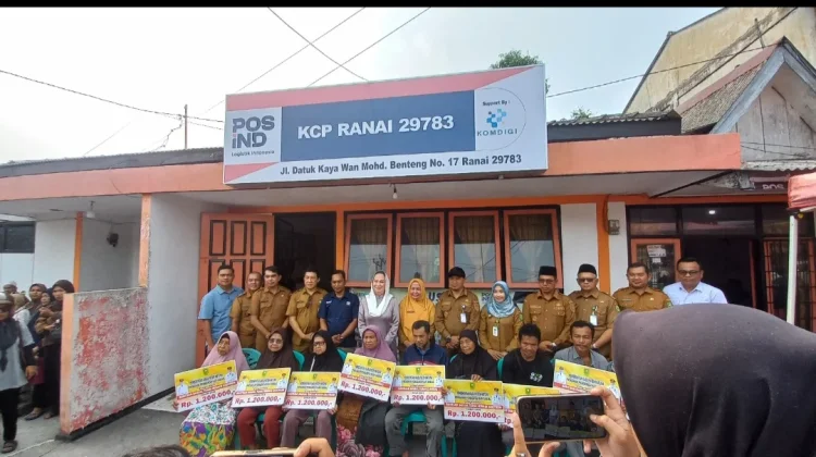 Bansos Lansia dan Miskin Ekstrem Disalurkan