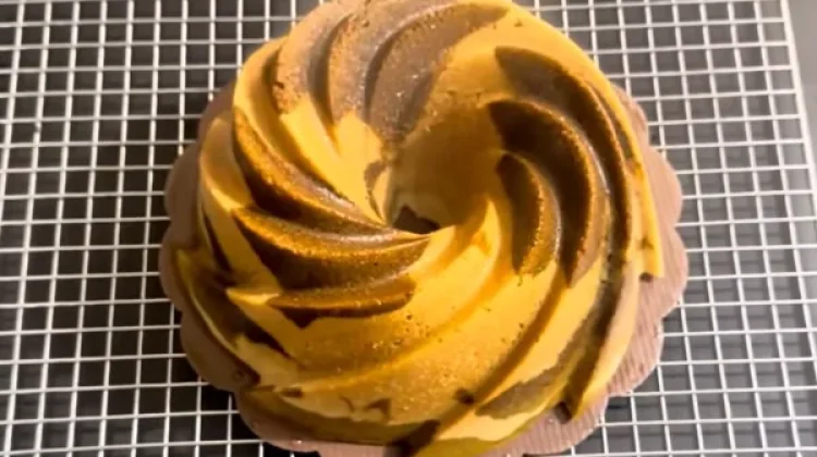 Bolu Kukus Putih Telur