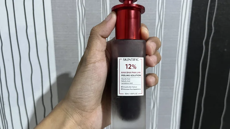 Bikin Wajah Lebih Cerah dan Halus, Ini Manfaat Peeling Serum untuk Kulit