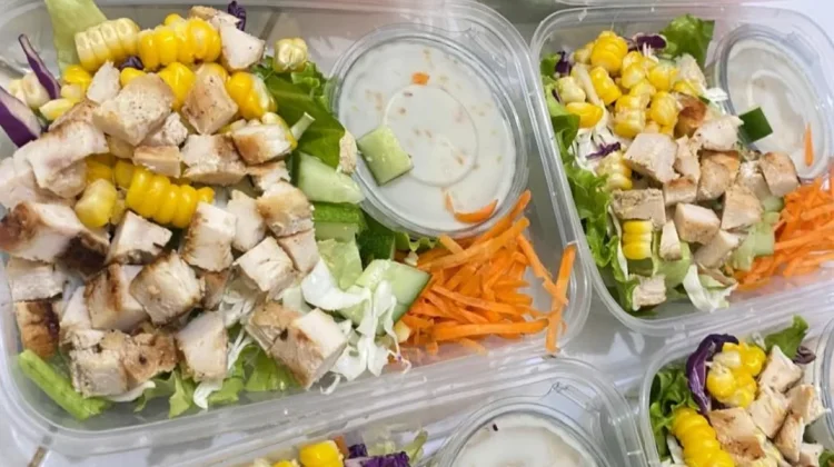 Manfaat Salad Sayur untuk Kesehatan Anak