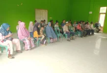 Bumdes Air Mali Salurkan Sembako untuk Lansia dan Disabilitas