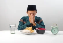 Tips Tetap Fresh dan Tidak Lemas saat Puasa Seharian