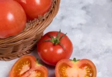 Cara Membuat Masker Tomat untuk Wajah