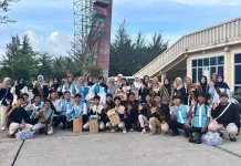 Forum GenRe dan Forum Anak Natuna Berbagi Takjil