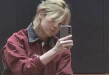 Jimin BTS Kasih Bocoran Comeback lewat Selfie di Ruang Latihan