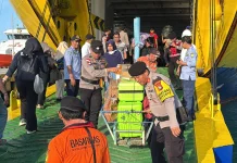 Kapolres Natuna Tinjau Aktivitas Arus Mudik di Penagi