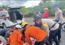 Respons Cepat Polres Natuna Tangani Laka Tunggal