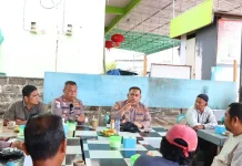 Kapolres Natuna Perkuat Kamtibmas dengan  Dialog Buruh